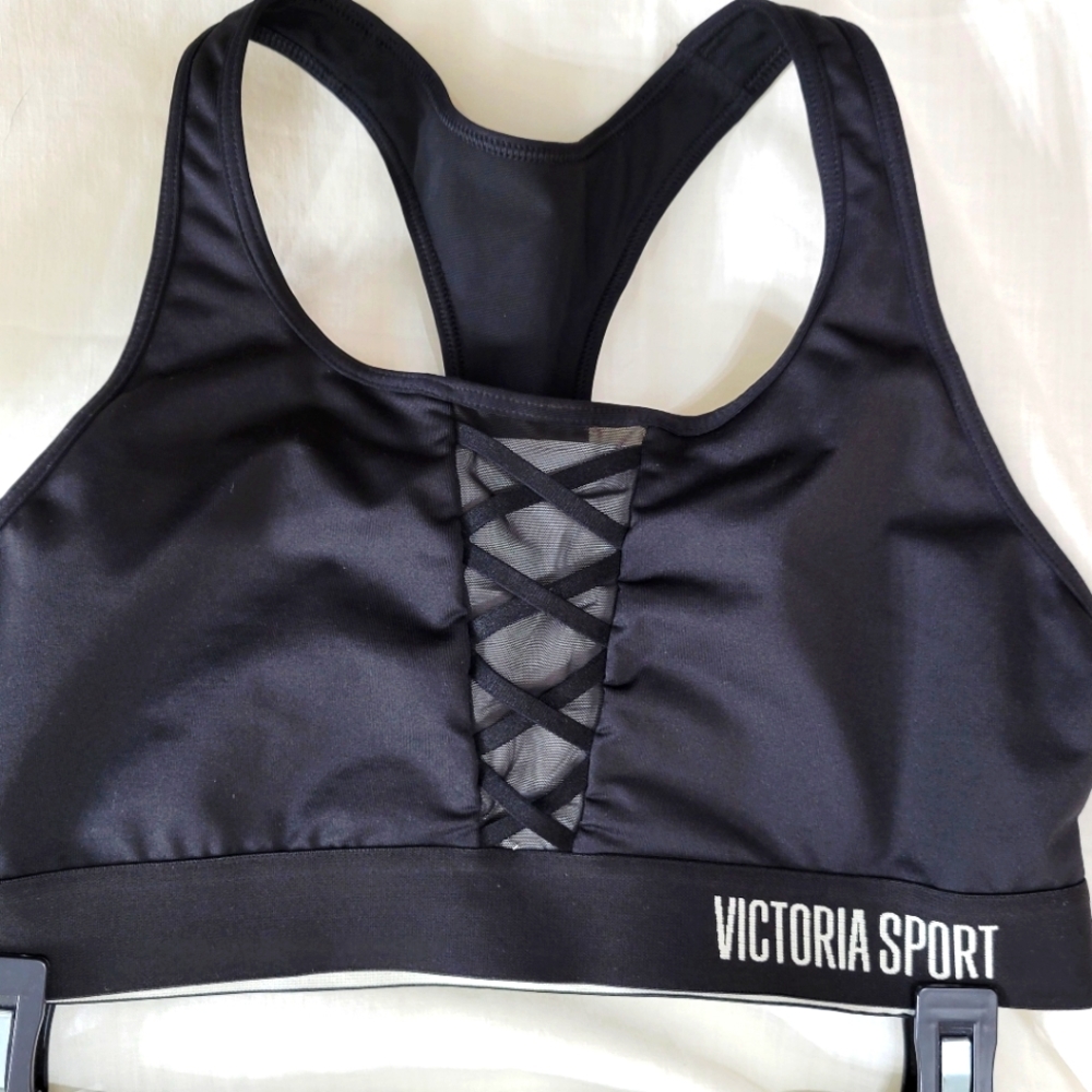 Victoria Sport  Sports Bra Black size Large CrissCross Mesh Peek-a-boo Accent